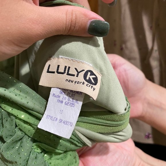 Beautiful green gress - Picture 4 of 4